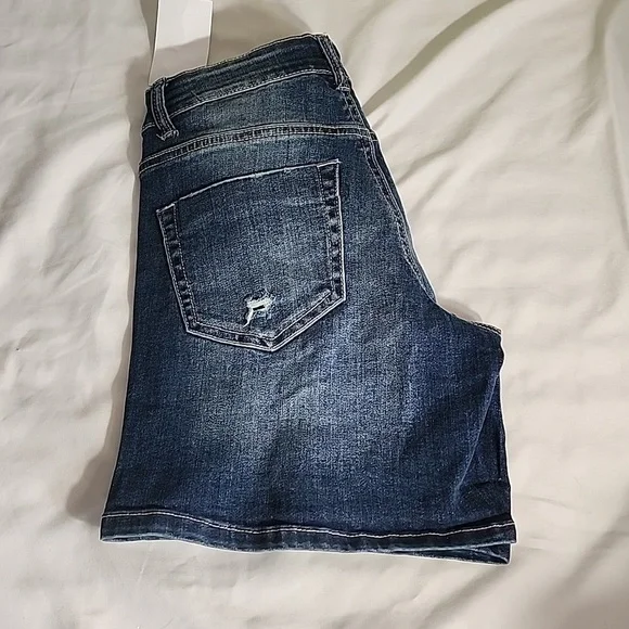 Indigo rein distressed  womens jrs denim jean mid rise shorts sz 5 new - Picture 5 of 6